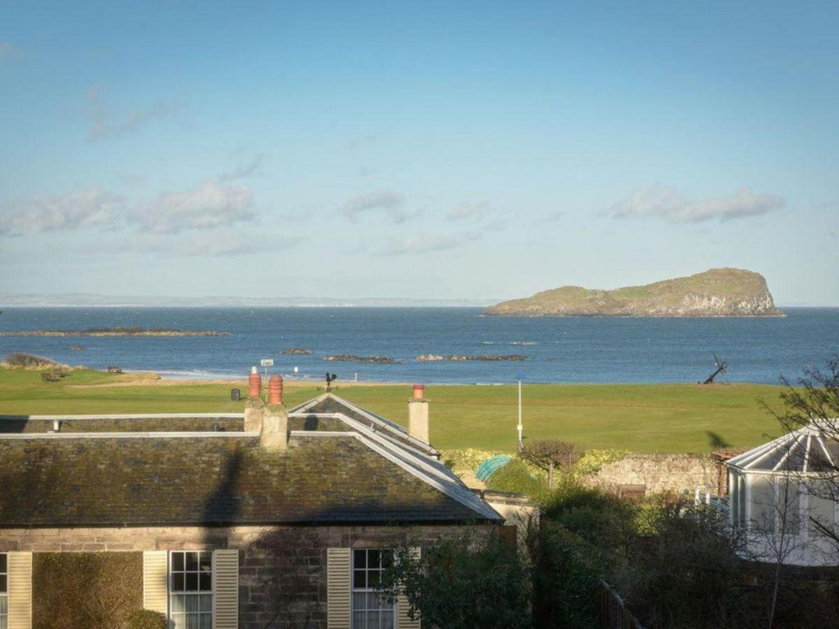 Benholm -Stunning 3-Bed Apartment In North Berwick Extérieur photo