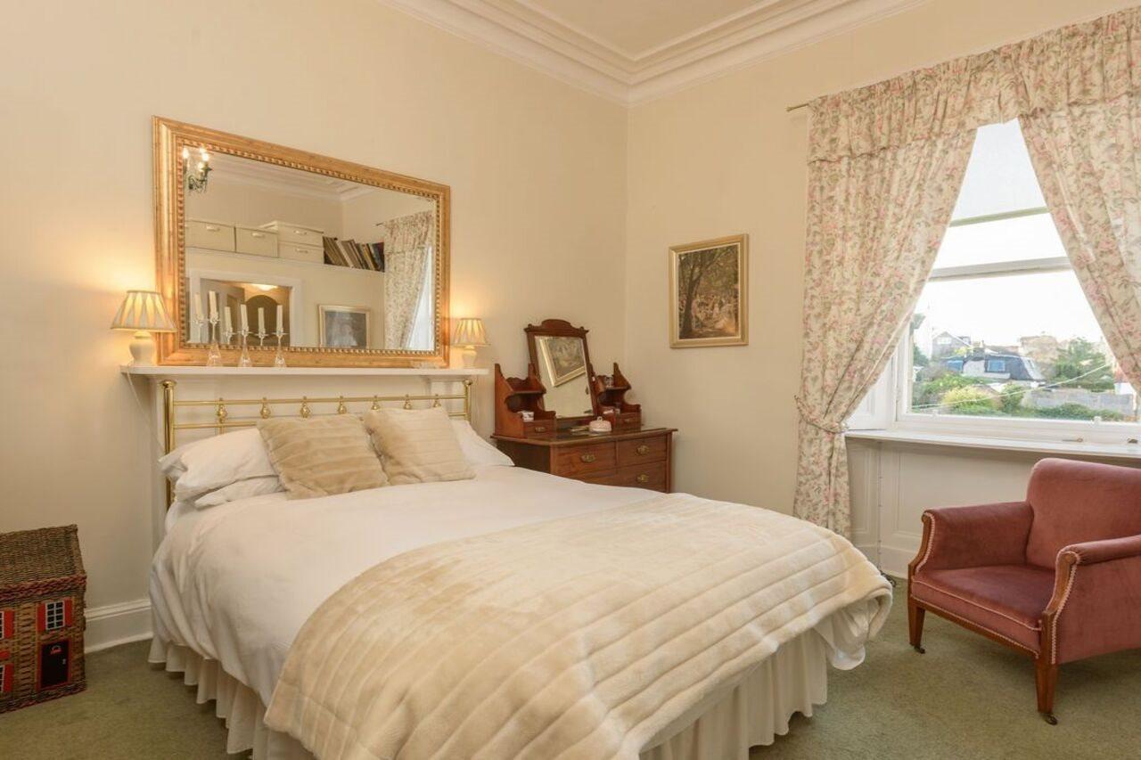 Benholm -Stunning 3-Bed Apartment In North Berwick Extérieur photo